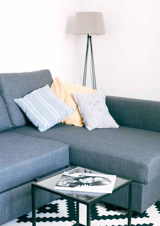 Tips for Creating a Cosy and Inviting Living Room on a Budget